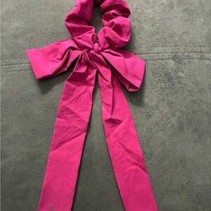 ALO Yoga Pink Hair Scrunchie with Bow